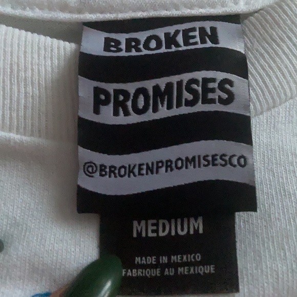 Broken Promises Long sleeve Graphic - Picture 2 of 3